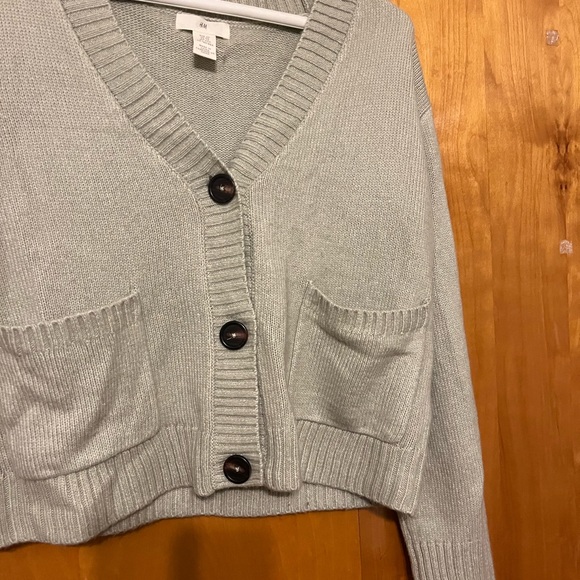 H&M Soft and comfortable layering cardigan for fall - Picture 5 of 7